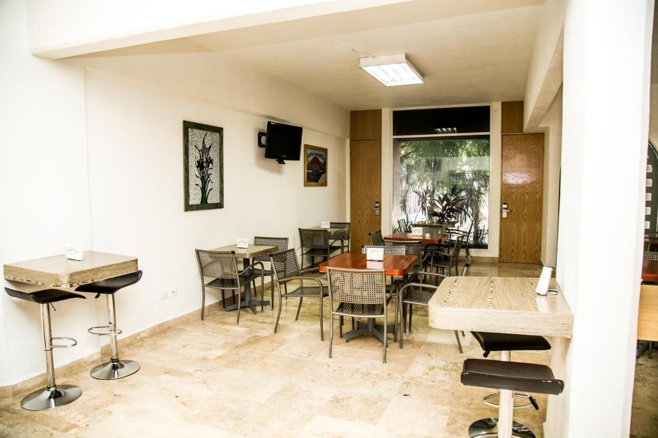 Booking Dioh Monterrey Exterior foto